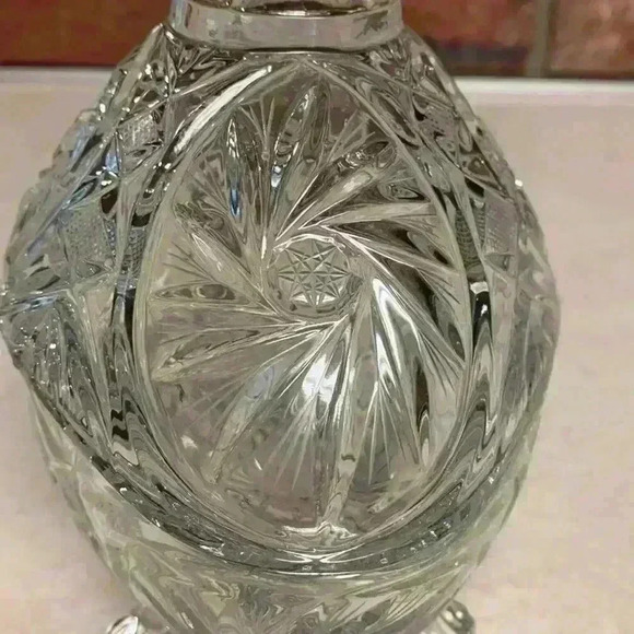 Vintage Footed Crystal Candy Bowl/Dish With Lid..Oval Shaped With Etching 4 Feet - Picture 8 of 16